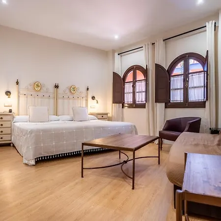 Hotel Patio De La Alameda