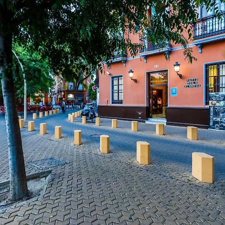 Hotel Patio De La Alameda 3*
