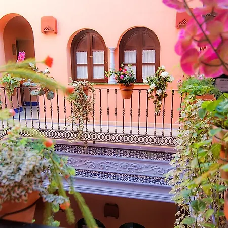 Patio De La Alameda Hotel 3*